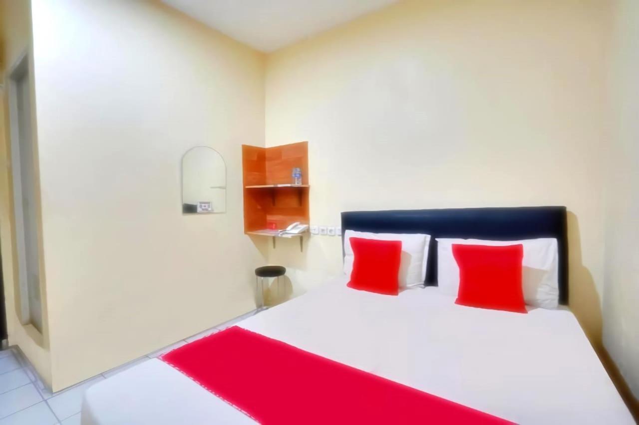 D Ritz * Surabaya